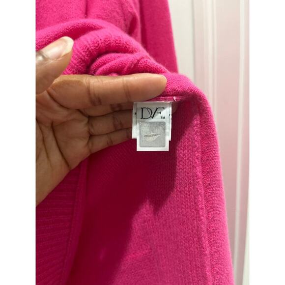 Diane Von Furstenberg Hot Pink 100% Cashmere Crew Neck Sweater Sz M - Picture 4 of 7